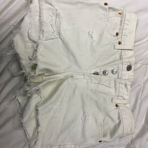 levi shorts